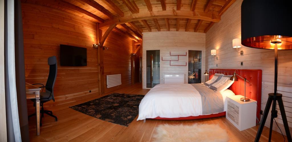 Domaine Du Mont Monnet - Chambre D'Hotes & Gite Longes Exterior foto